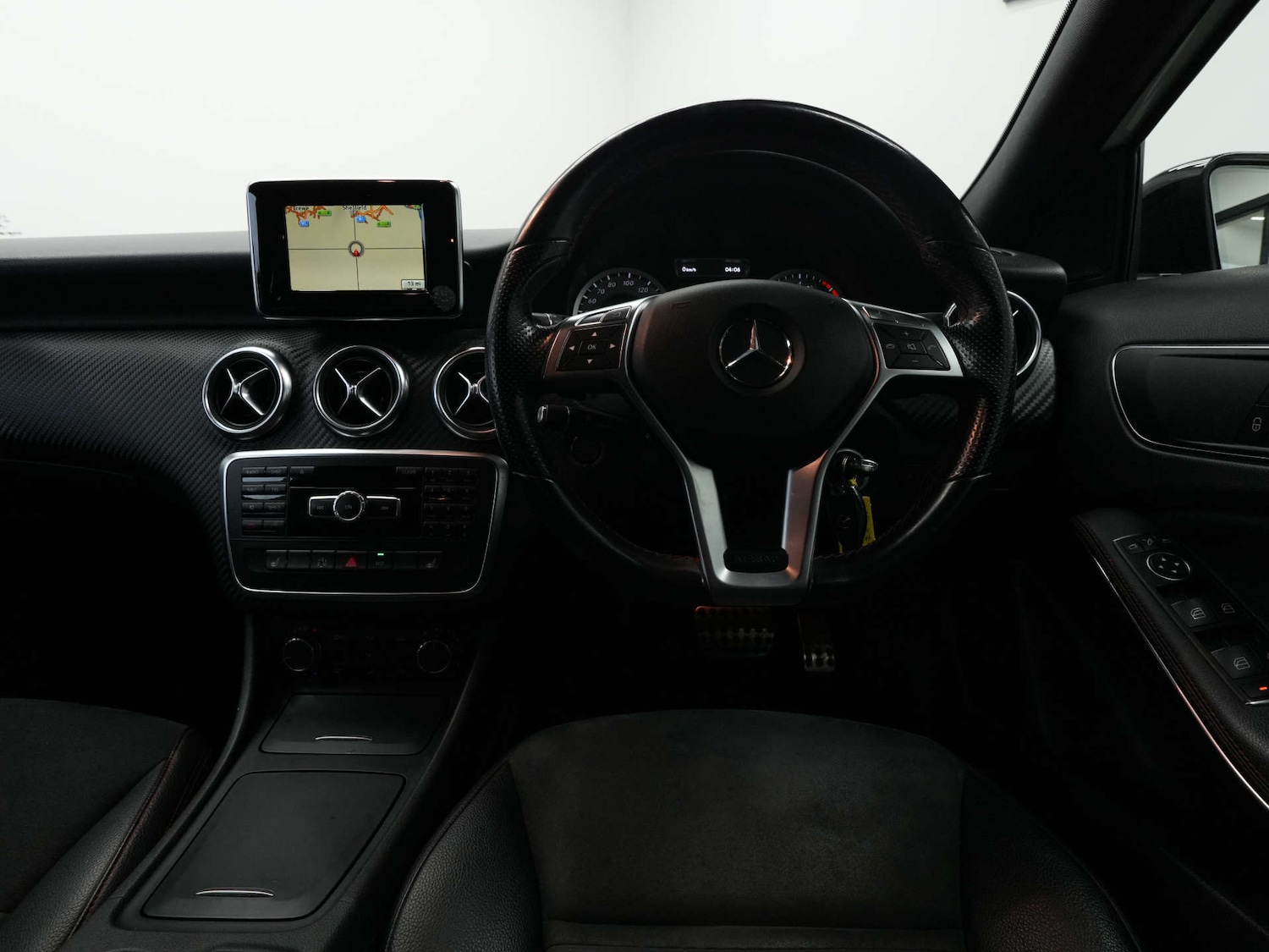 Used Mercedes-Benz A-Class 2014 for sale - 76333118: Photo 25