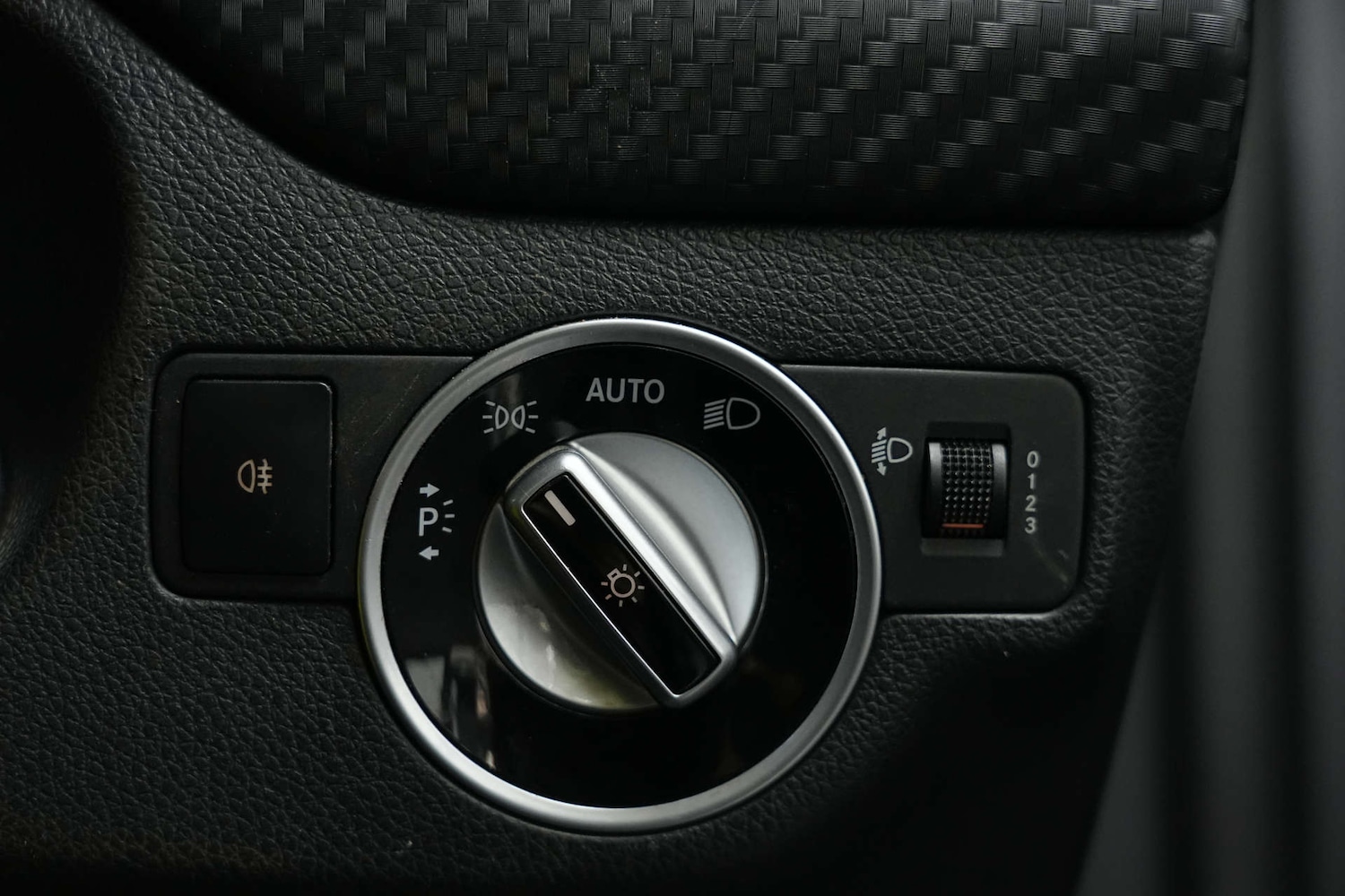 Used Mercedes-Benz A-Class 2014 for sale - 77129068: Photo 72