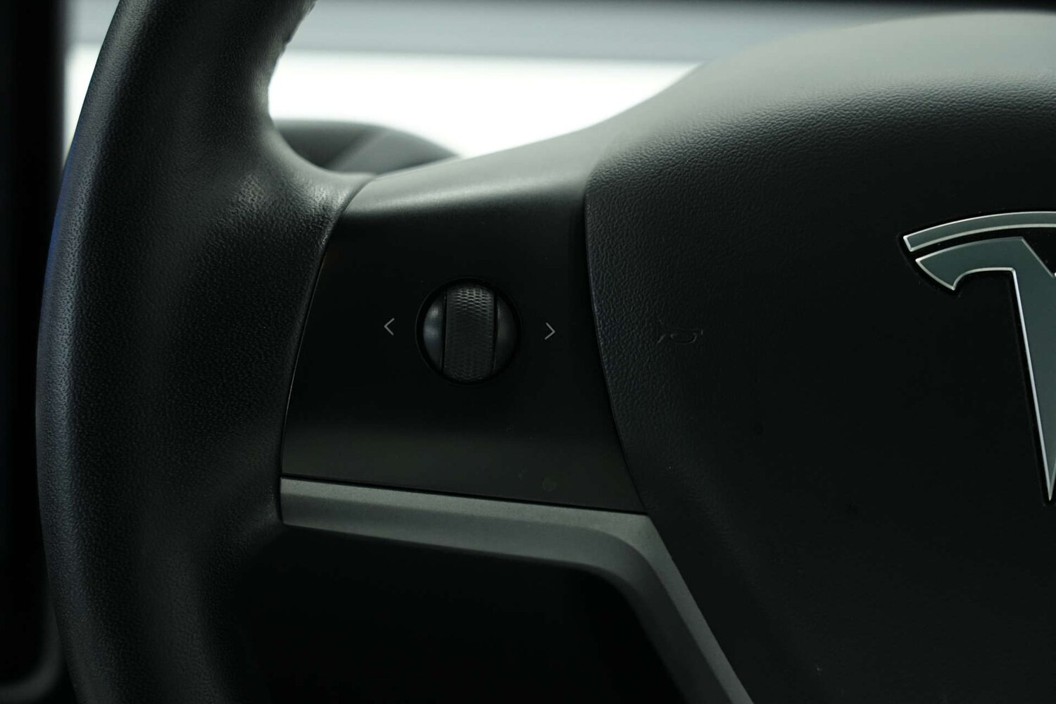 Used Tesla Model 3 2021 for sale - 77470134: Photo 65