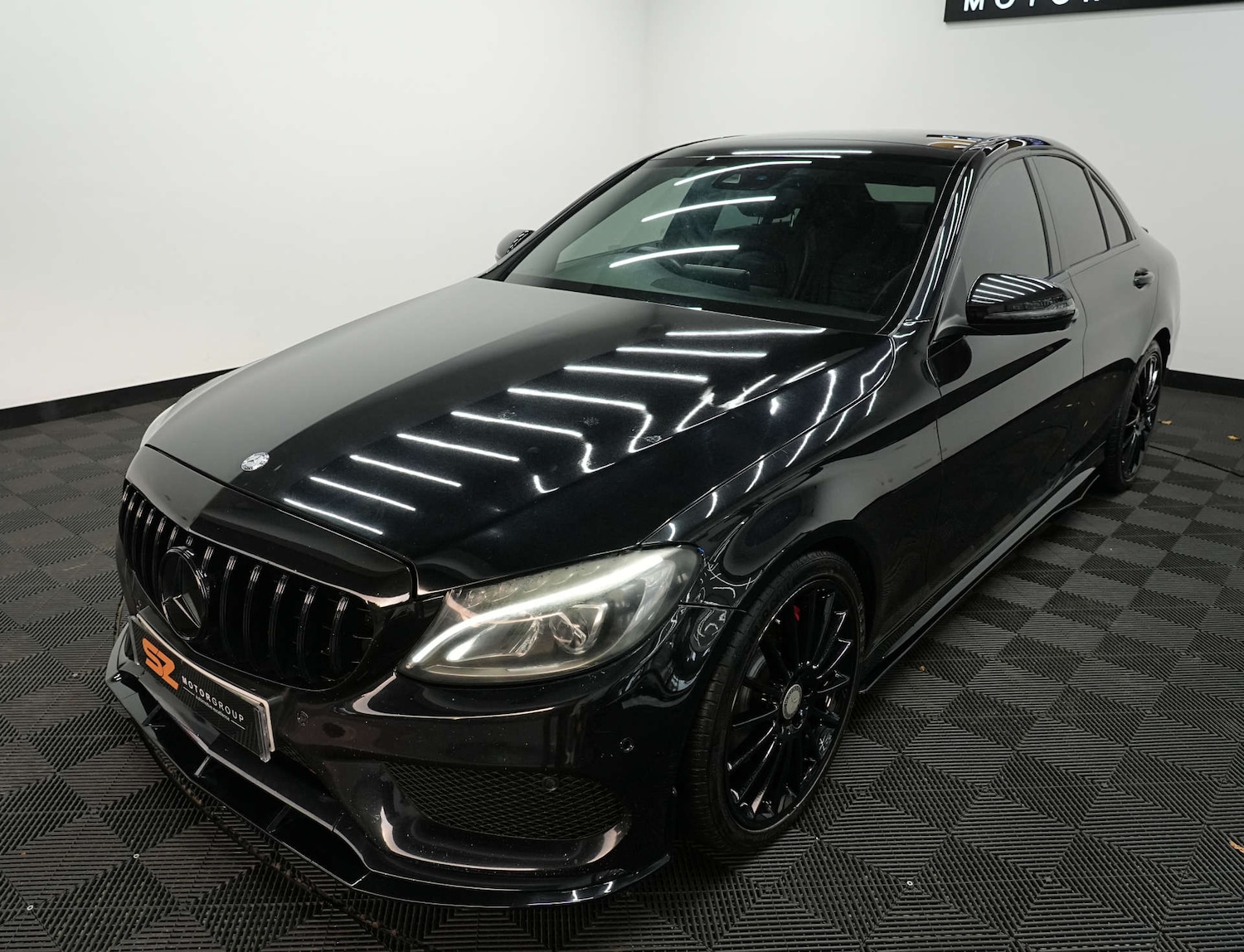 Used Mercedes-Benz C Class 2017 for sale - 77210009: Photo 10