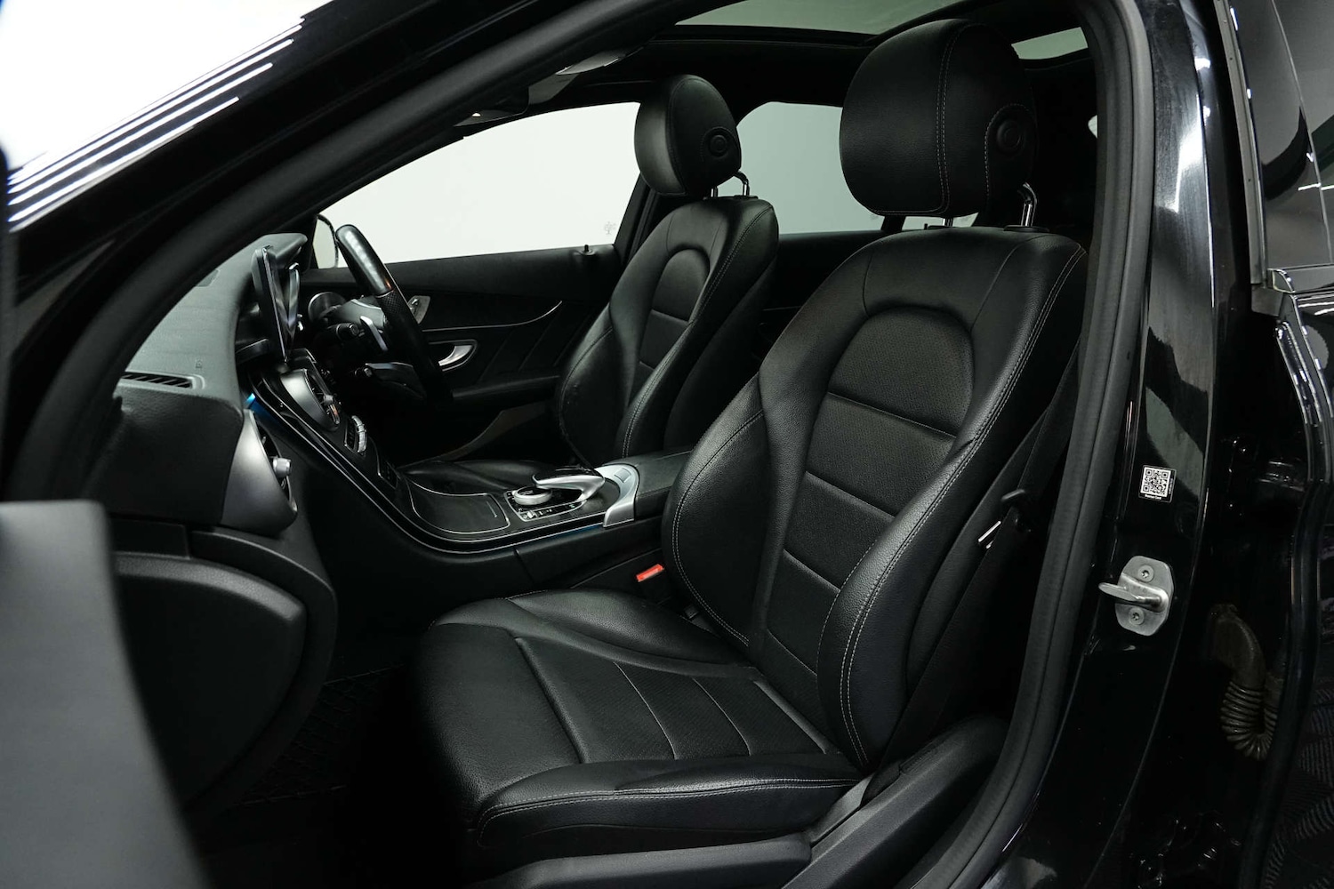 Used Mercedes-Benz C Class 2017 for sale - 77210009: Photo 15