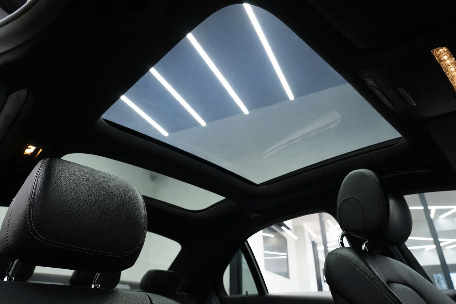 Used Mercedes-Benz C Class 2017 for sale - 77210009: Photo 34