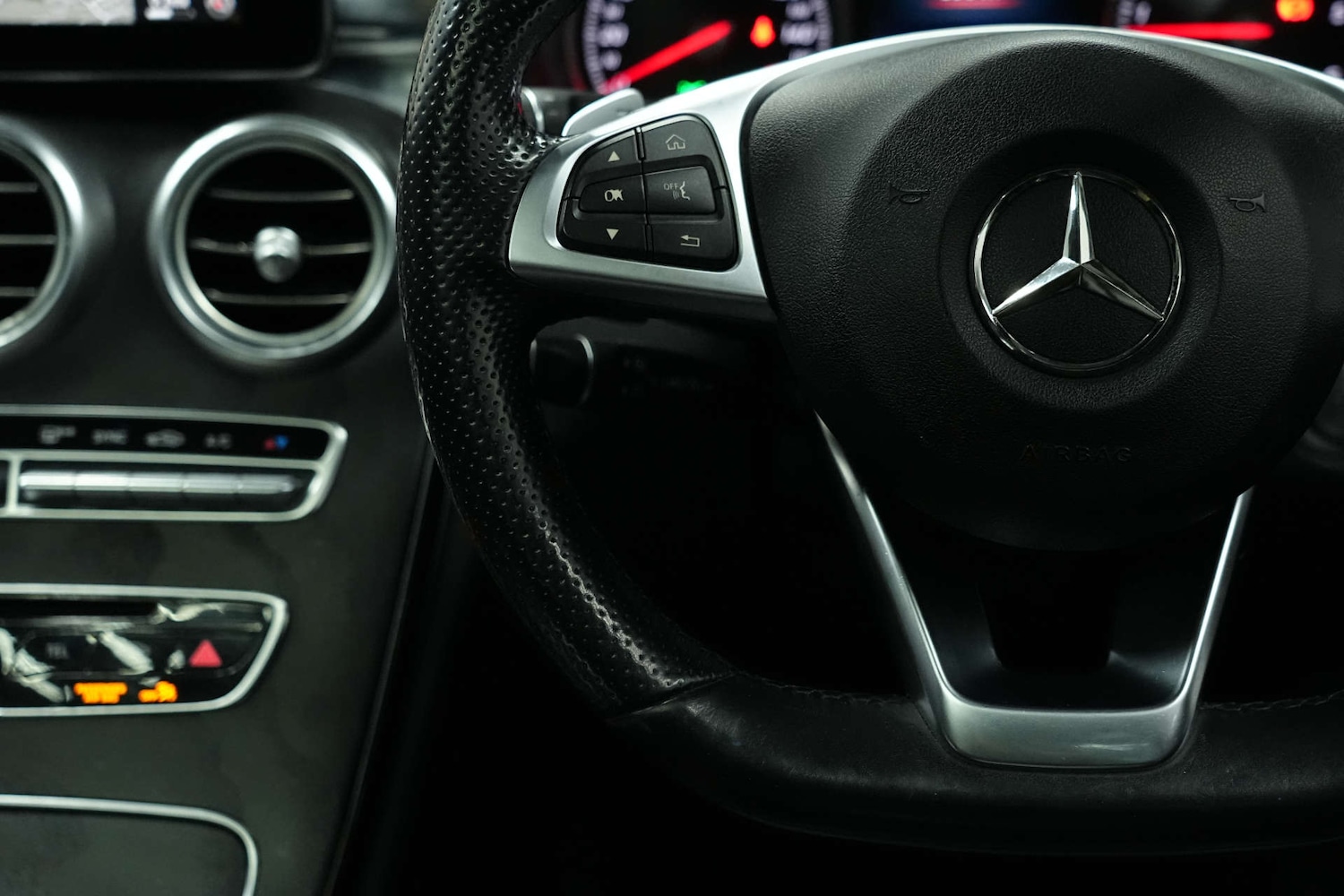 Used Mercedes-Benz C Class 2017 for sale - 77210009: Photo 52