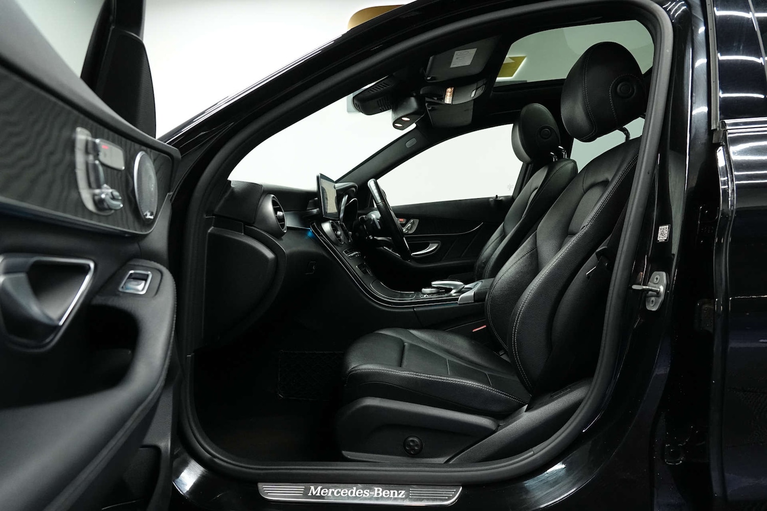 Used Mercedes-Benz C Class 2017 for sale - 77210009: Photo 65