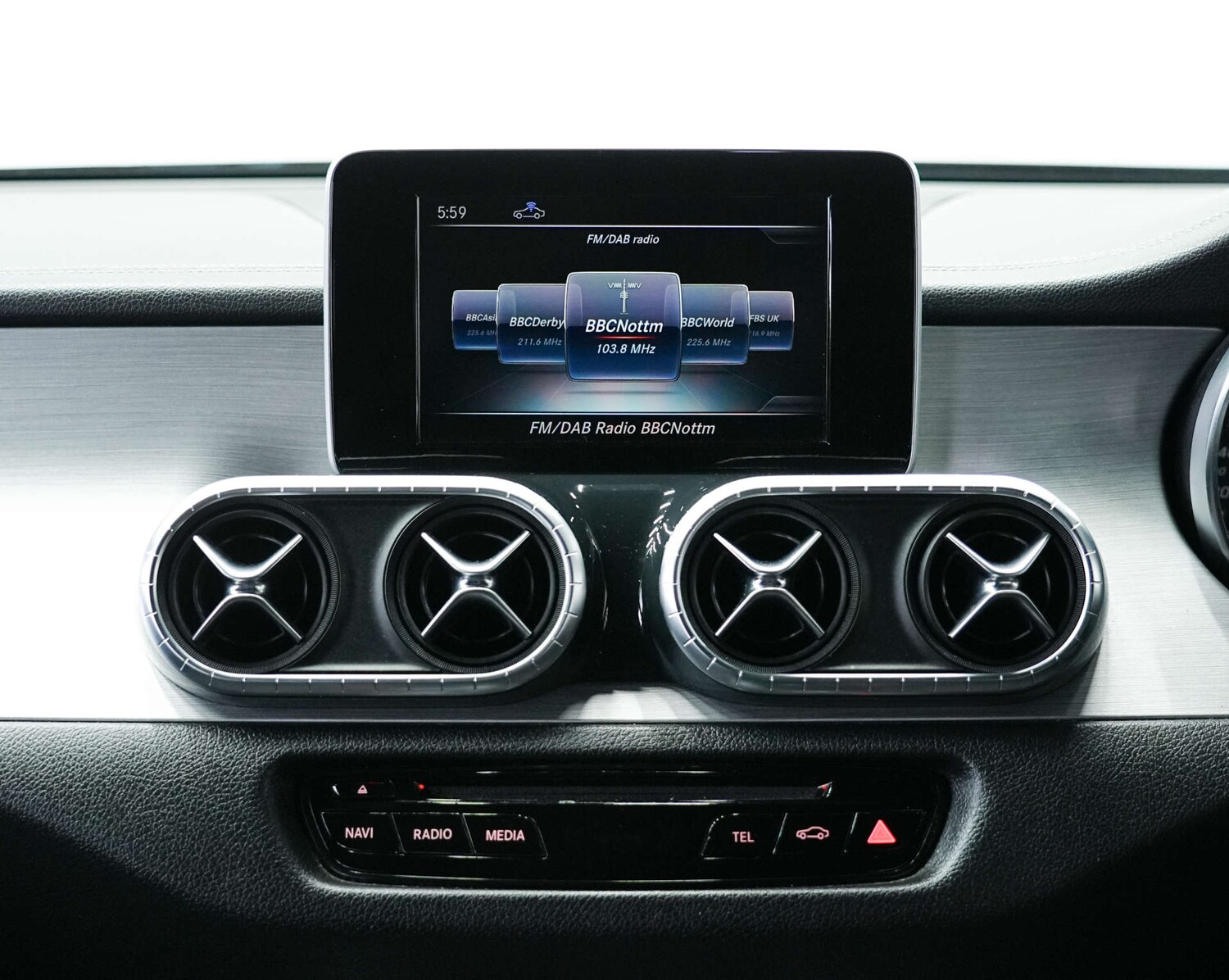 Used Mercedes-Benz X Class 2018 for sale - 78098892: Photo 48