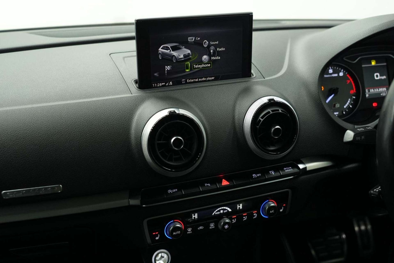 Used Audi A3 2017 for sale - 77035649: Photo 38