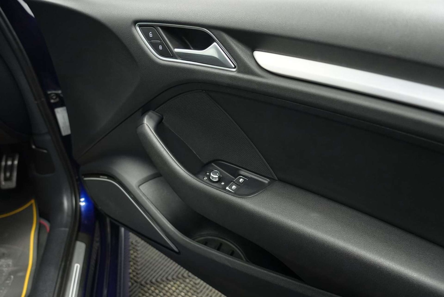 Used Audi A3 2017 for sale - 77035649: Photo 65