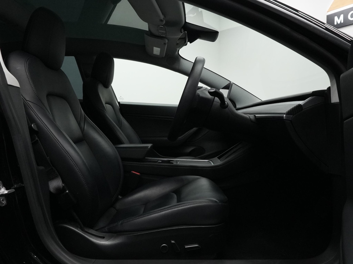 Used Tesla Model 3 2023 for sale - 76189790: Photo 39