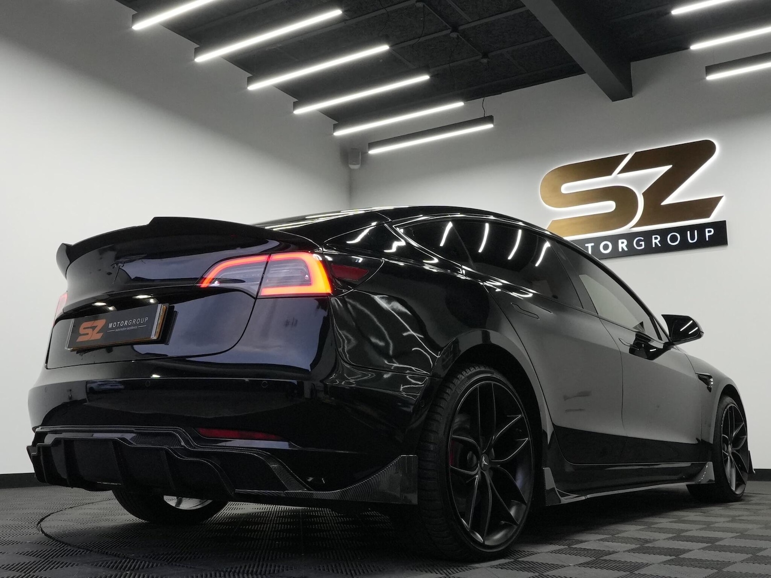 Used Tesla Model 3 2023 for sale - 76189790: Photo 4
