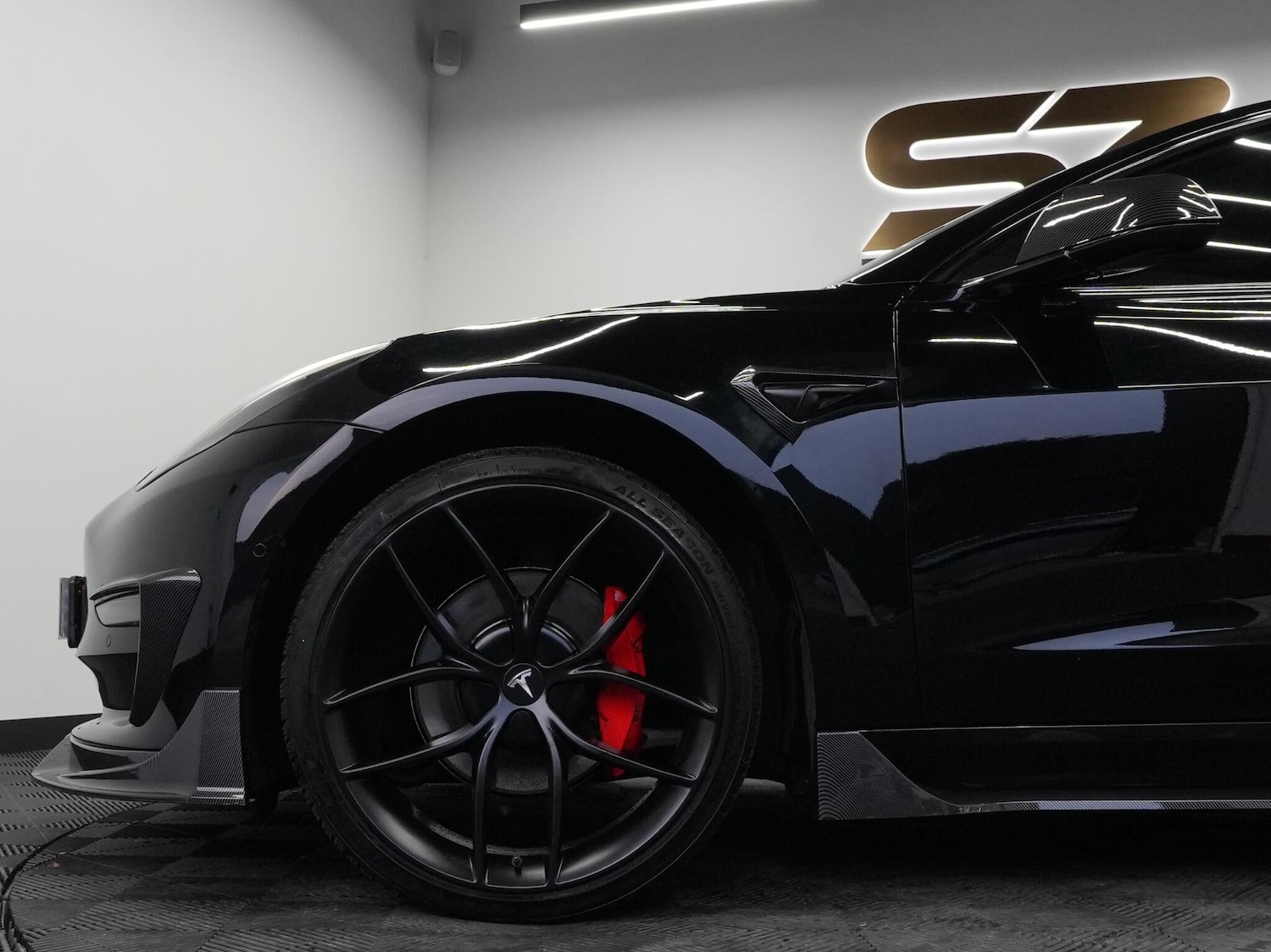 Used Tesla Model 3 2023 for sale - 76189790: Photo 8