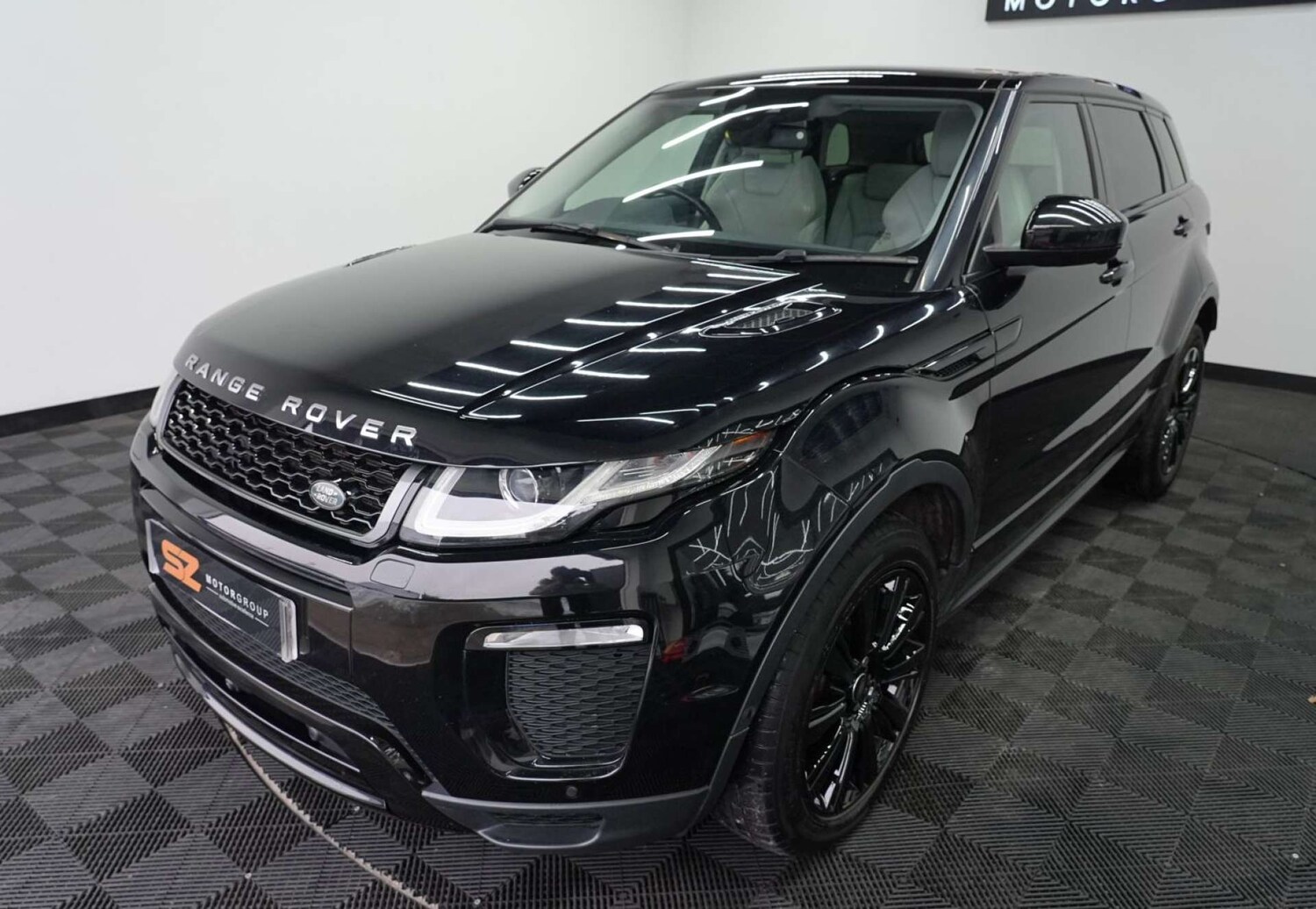 Used Land Rover Range Rover Evoque 2015 for sale - 77792557: Photo 17