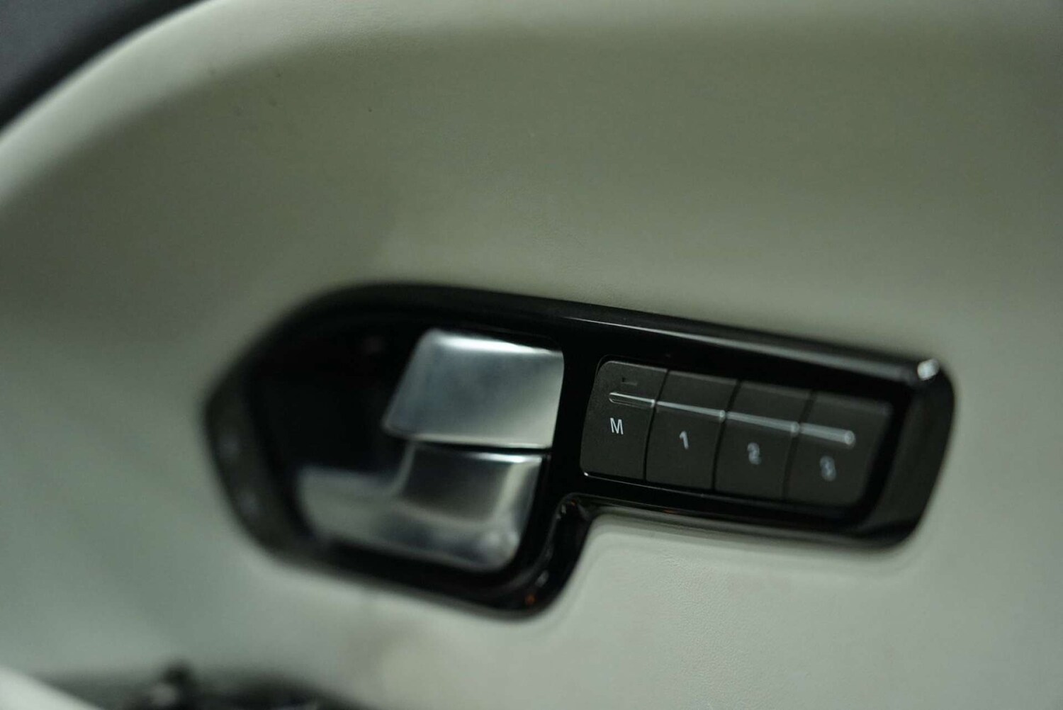 Used Land Rover Range Rover Evoque 2015 for sale - 77792557: Photo 31