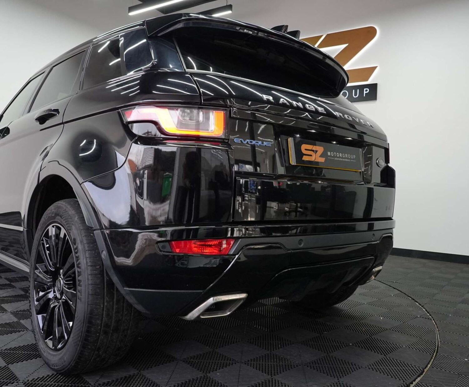 Used Land Rover Range Rover Evoque 2015 for sale - 77792557: Photo 32