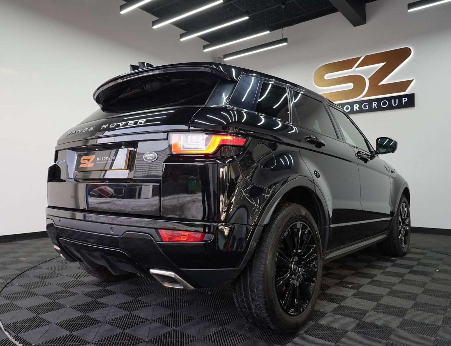Used Land Rover Range Rover Evoque 2015 for sale - 77792557: Photo 5
