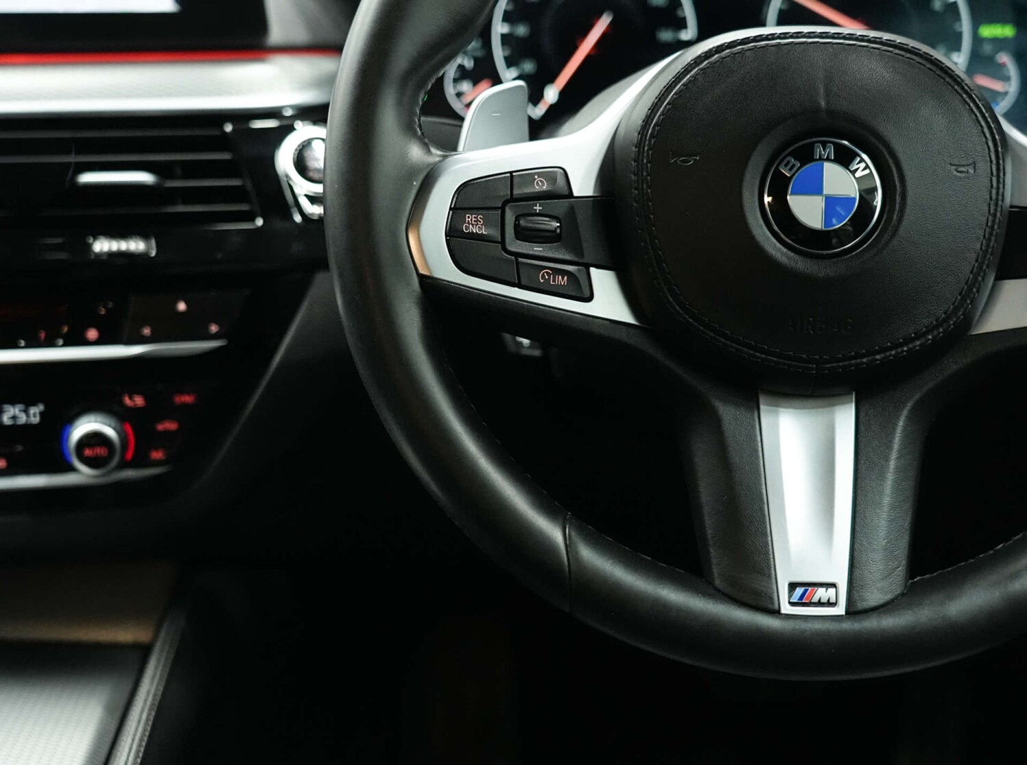 Used BMW 5 Series 2020 for sale - 77523393: Photo 54