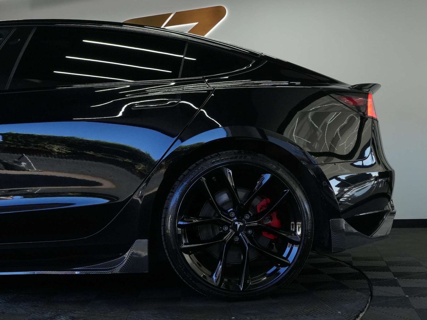 Used Tesla Model 3 2021 for sale - 76542265: Photo 30