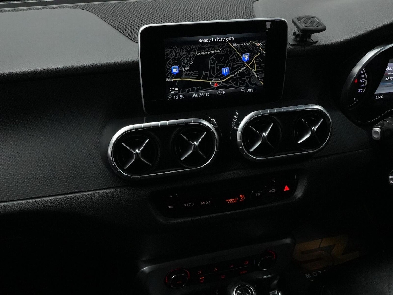 Used Mercedes-Benz X-Class 2018 for sale - 76109610: Photo 45