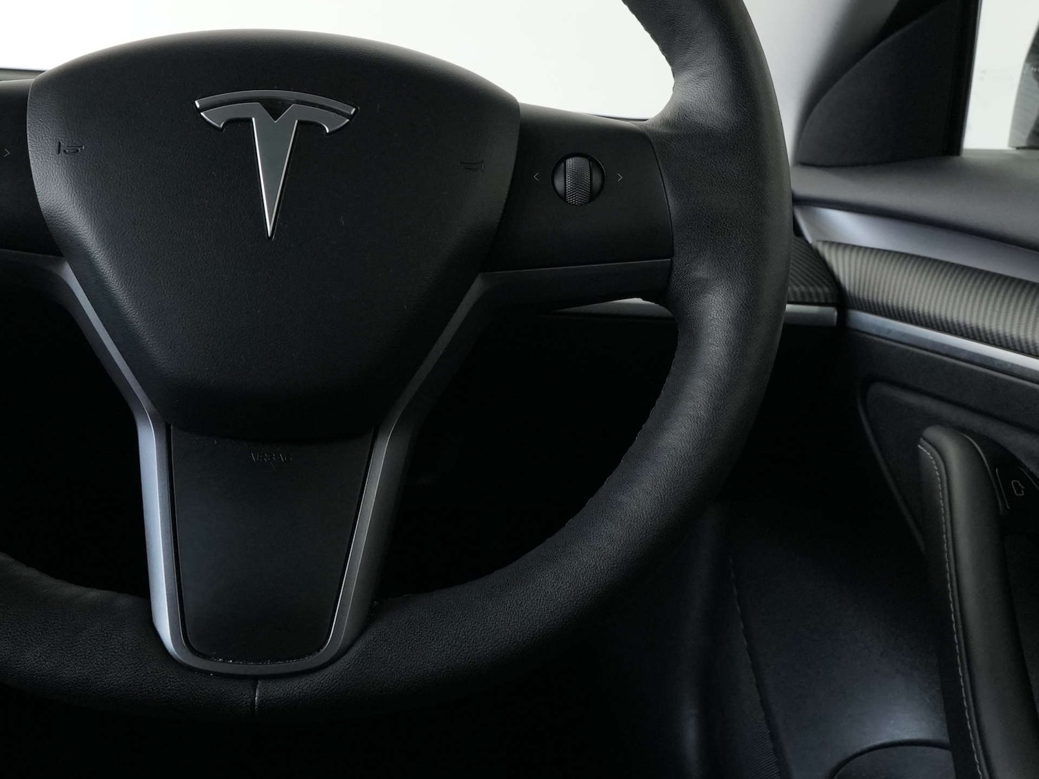 Used Tesla Model 3 2021 for sale - 77247840: Photo 41