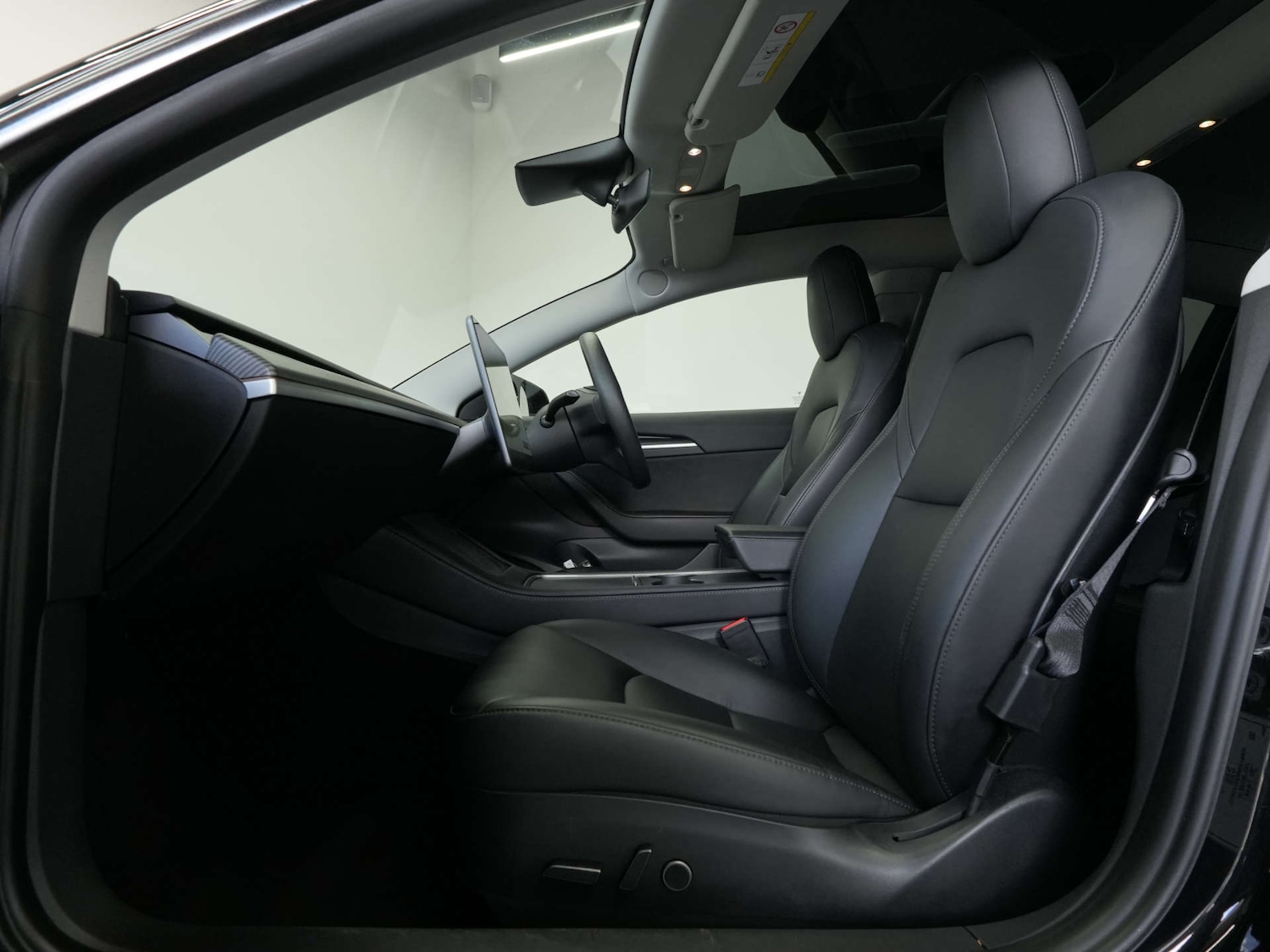 Used Tesla Model 3 2021 for sale - 77247840: Photo 56