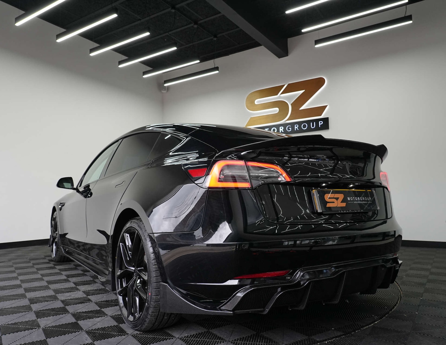 Used Tesla Model 3 2021 for sale - 77664947: Photo 2