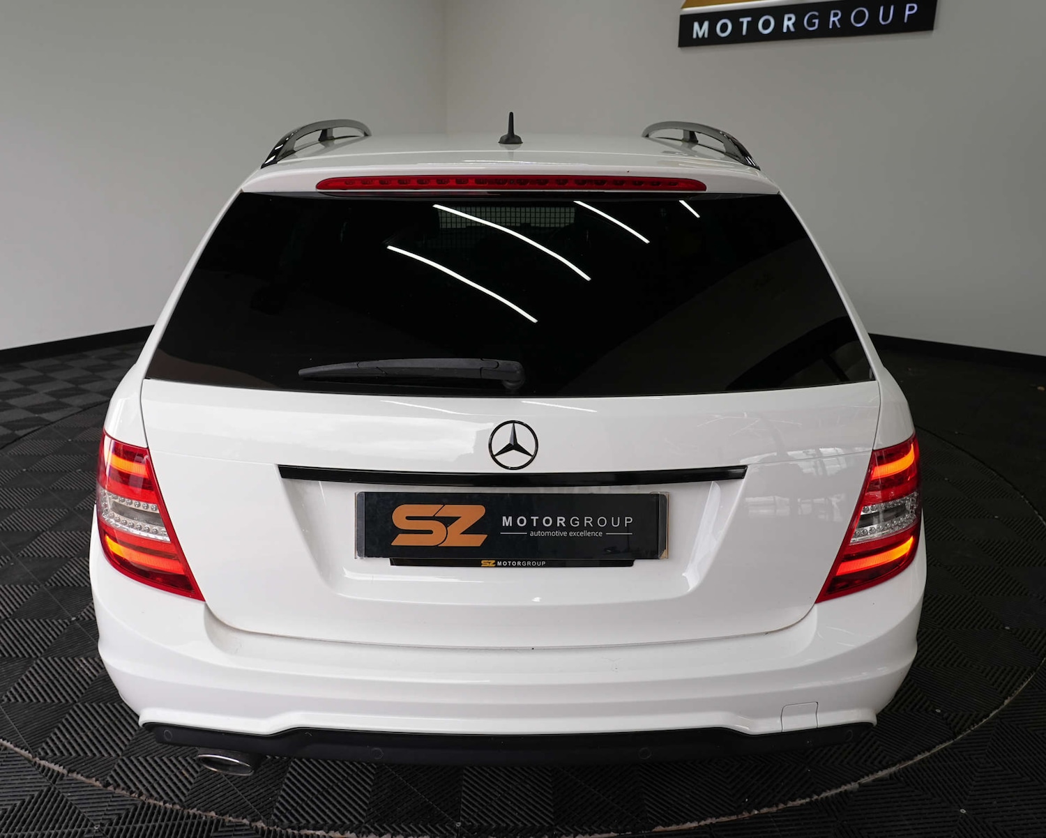 Used Mercedes-Benz C Class 2013 for sale - 77652995: Photo 12