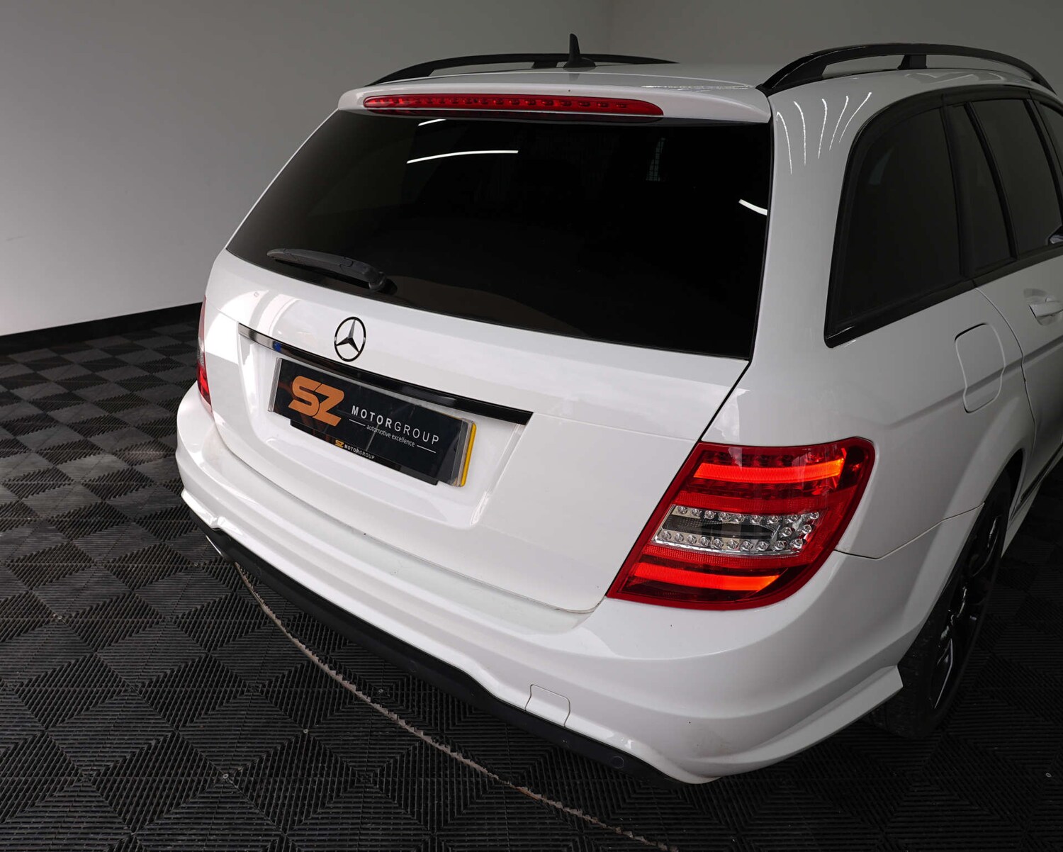 Used Mercedes-Benz C Class 2013 for sale - 77652995: Photo 36