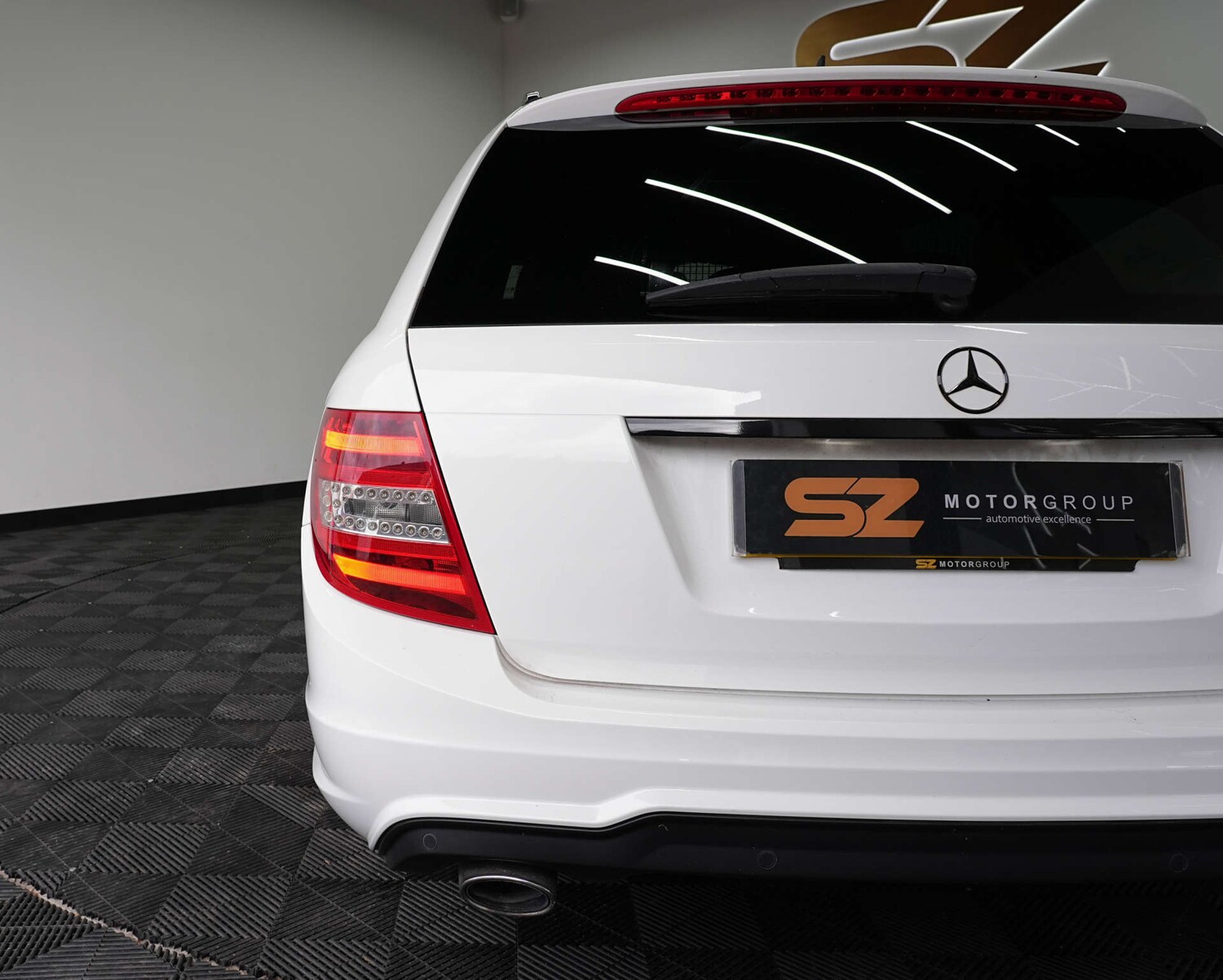 Used Mercedes-Benz C Class 2013 for sale - 77652995: Photo 64