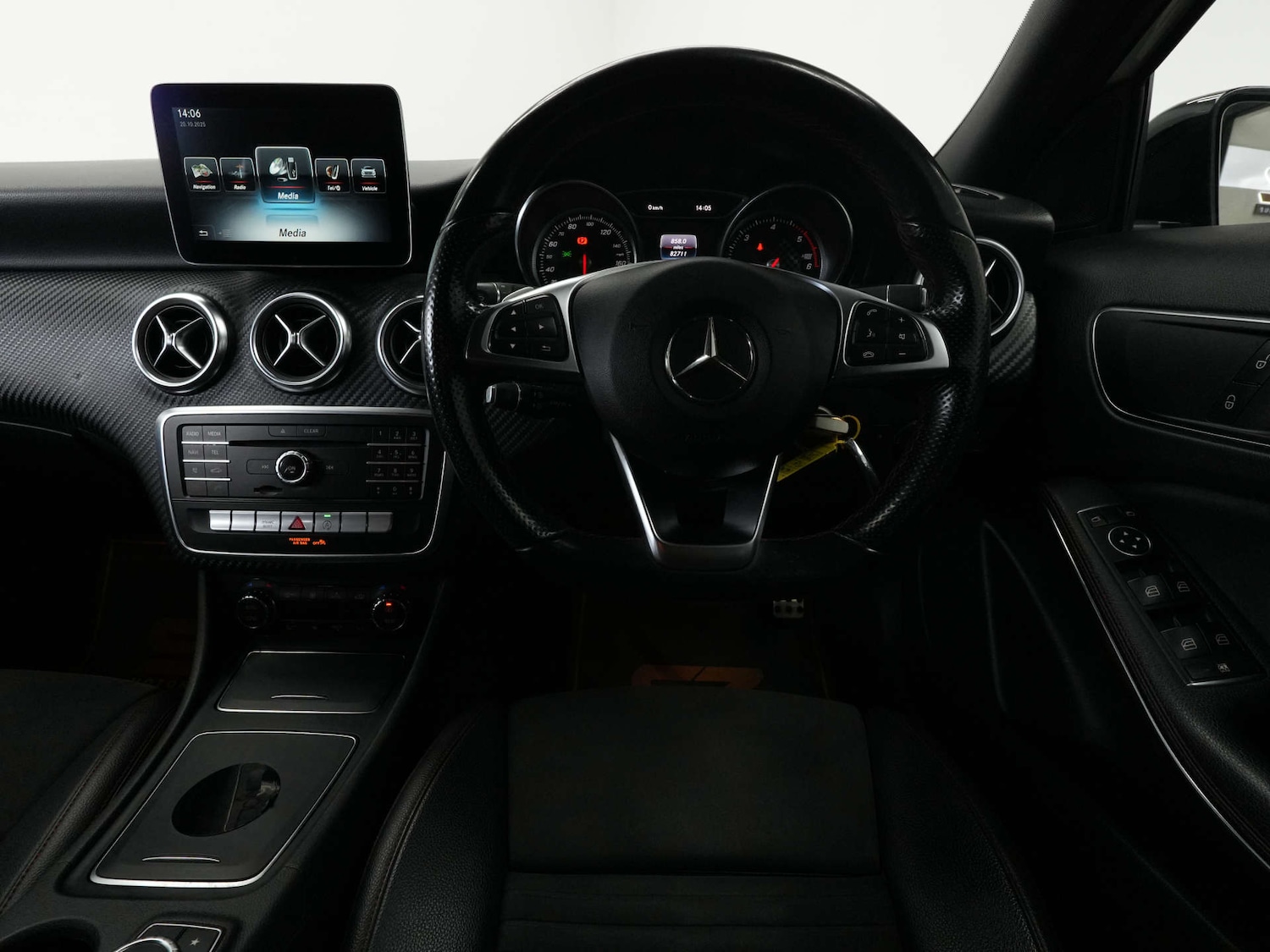 Used Mercedes-Benz A-Class 2016 for sale - 76333120: Photo 25