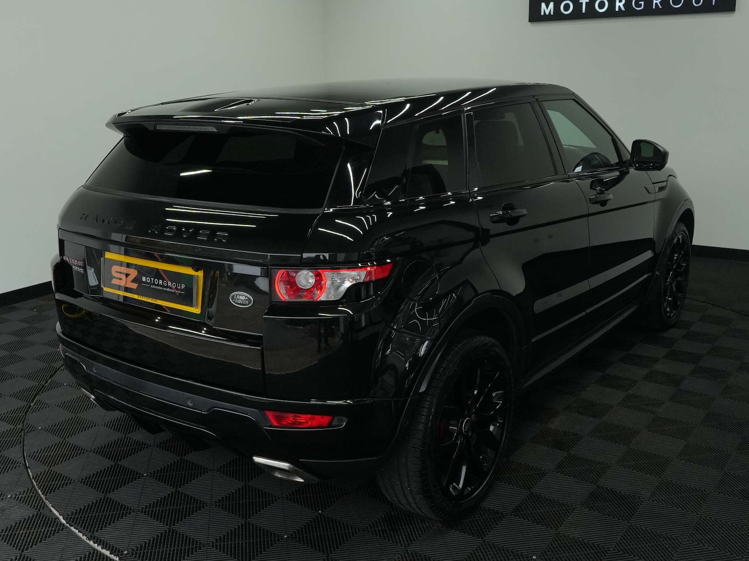 Used Land Rover Range Rover Evoque 2015 for sale - 76333121: Photo 11