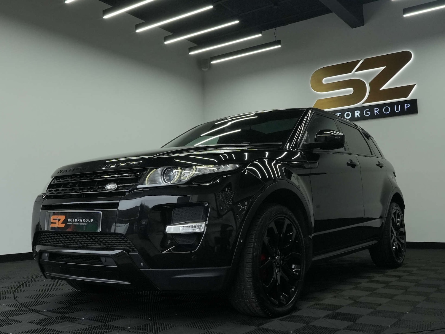 Used Land Rover Range Rover Evoque 2015 for sale - 76333121: Photo 4
