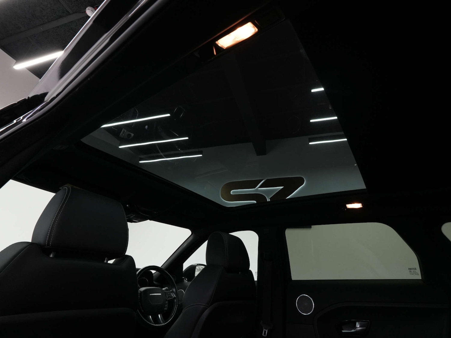 Used Land Rover Range Rover Evoque 2015 for sale - 76333121: Photo 65