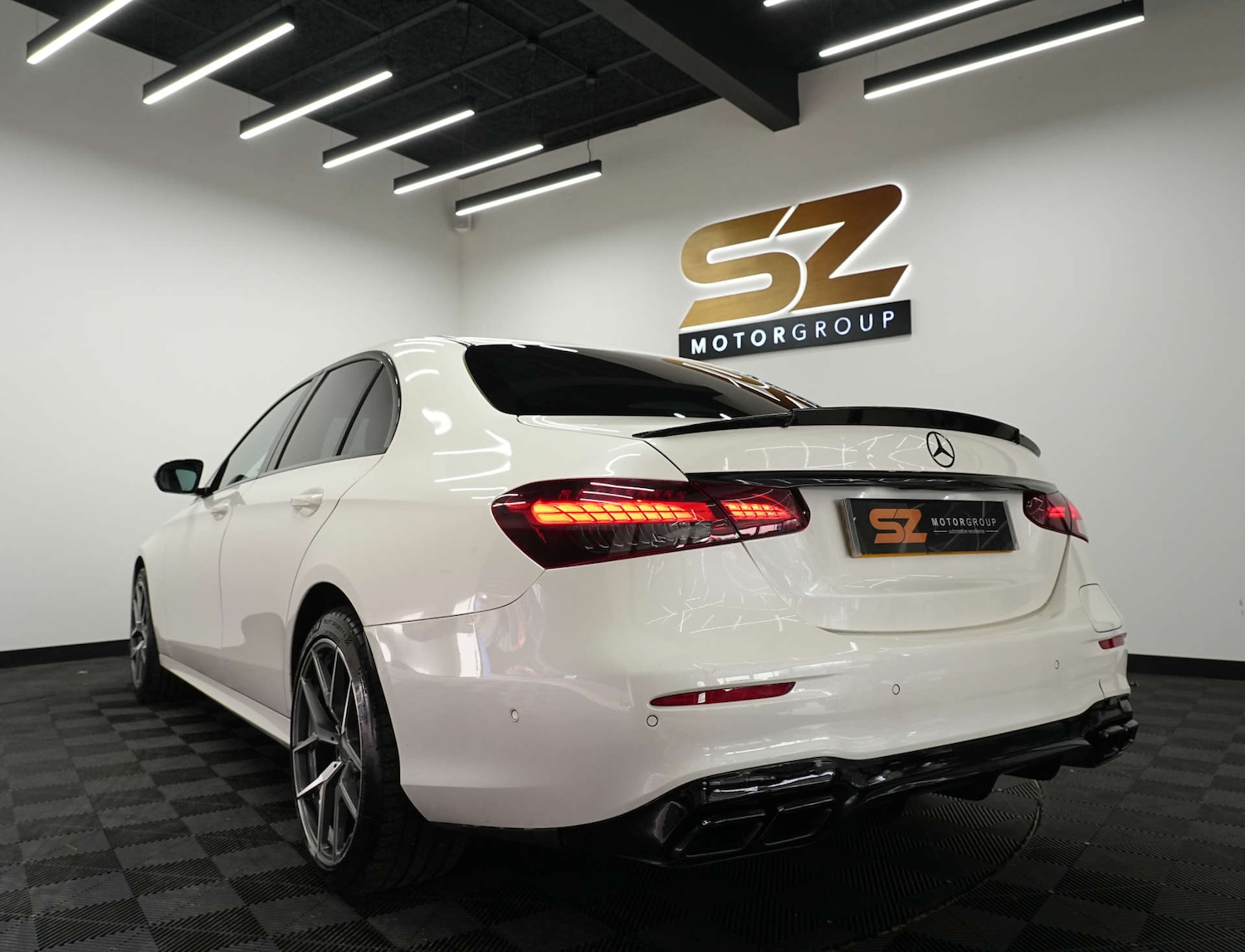 Used Mercedes-Benz E Class 2022 for sale - 77569696: Photo 2