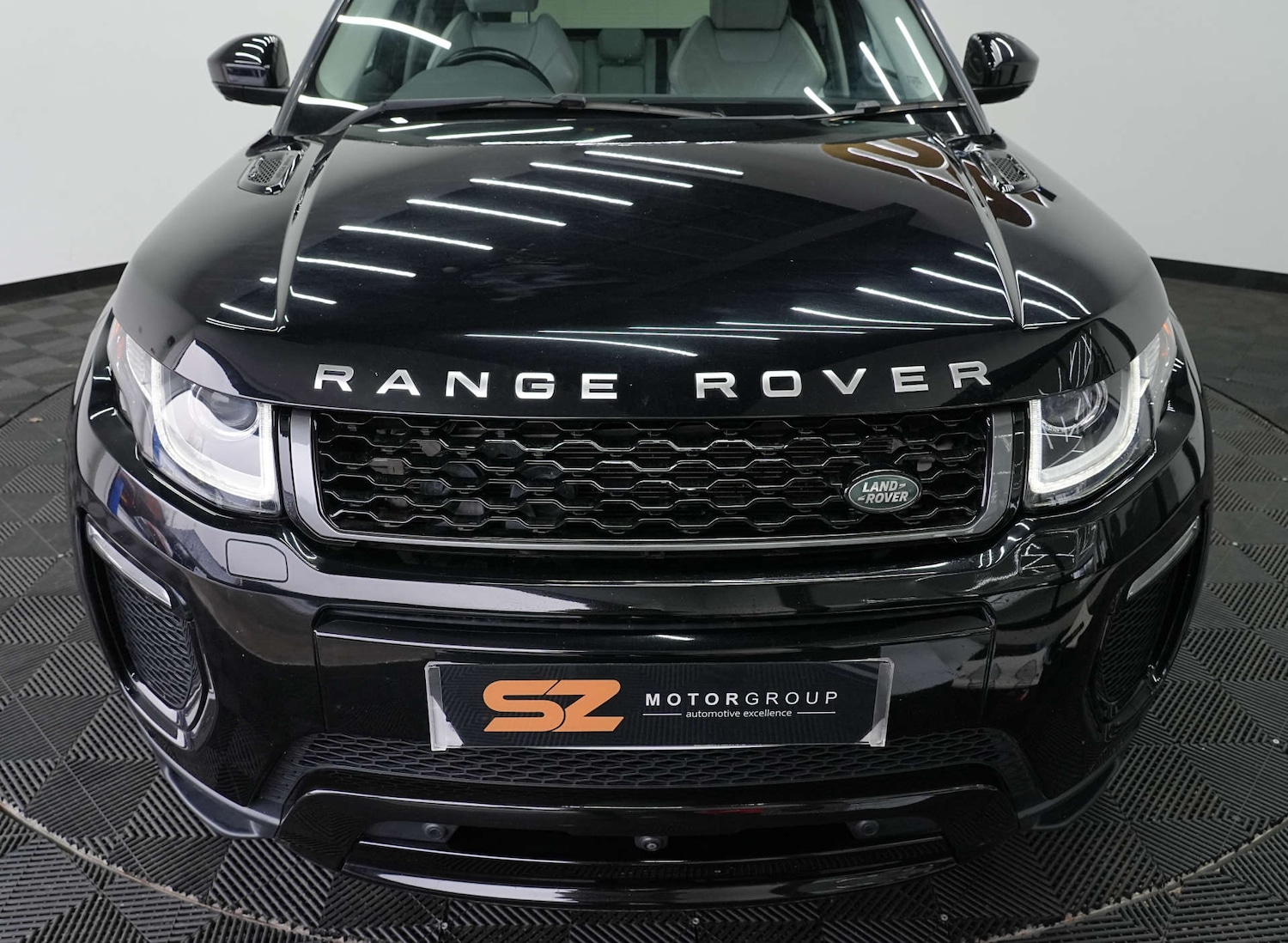 Used Land Rover Range Rover Evoque 2018 for sale - 77115852: Photo 17
