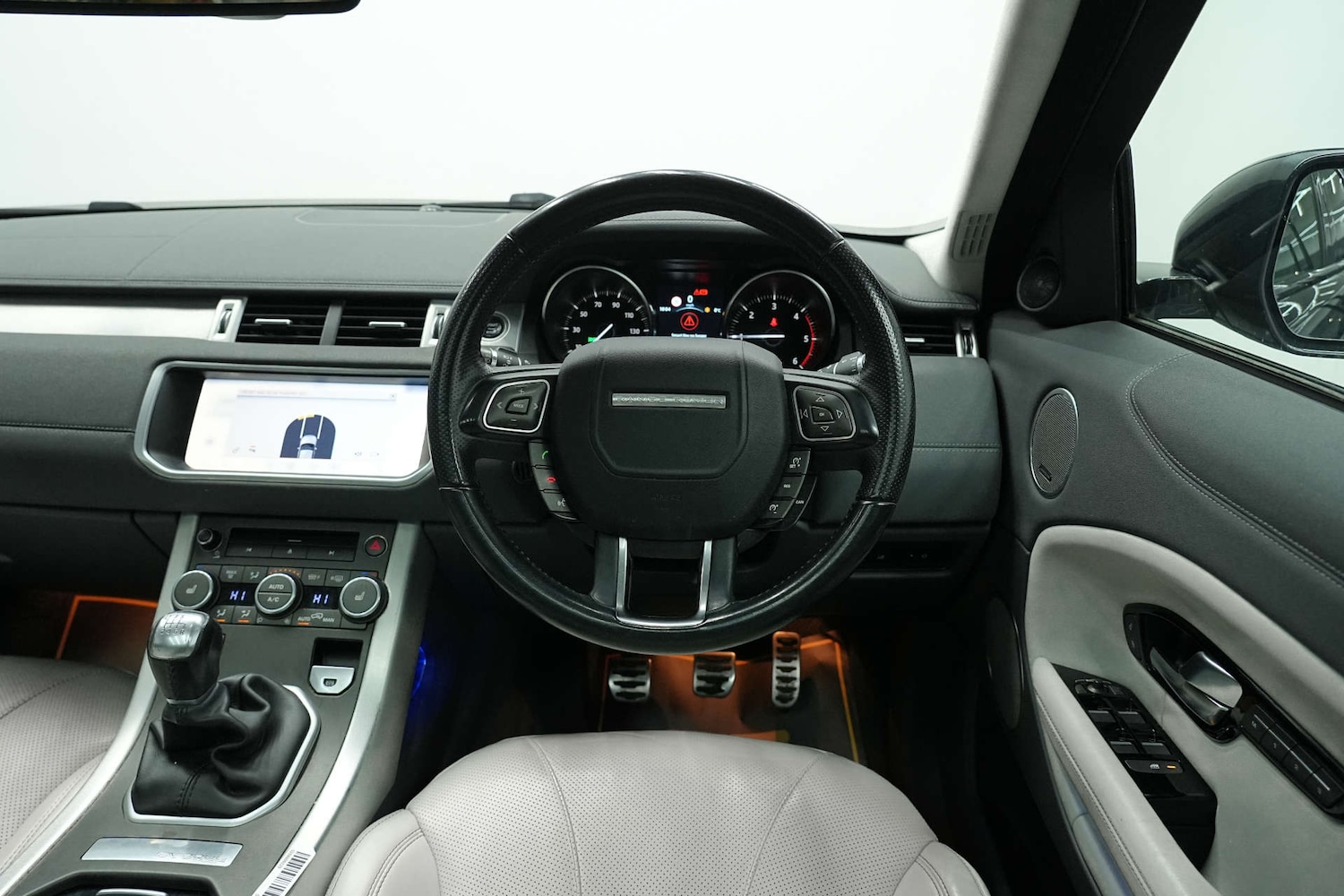 Used Land Rover Range Rover Evoque 2018 for sale - 77115852: Photo 25