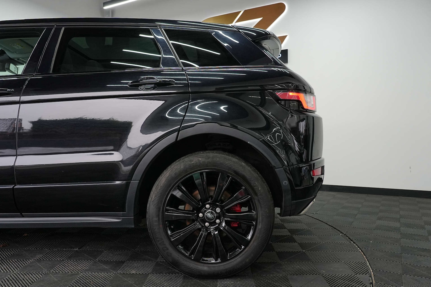Used Land Rover Range Rover Evoque 2018 for sale - 77115852: Photo 33