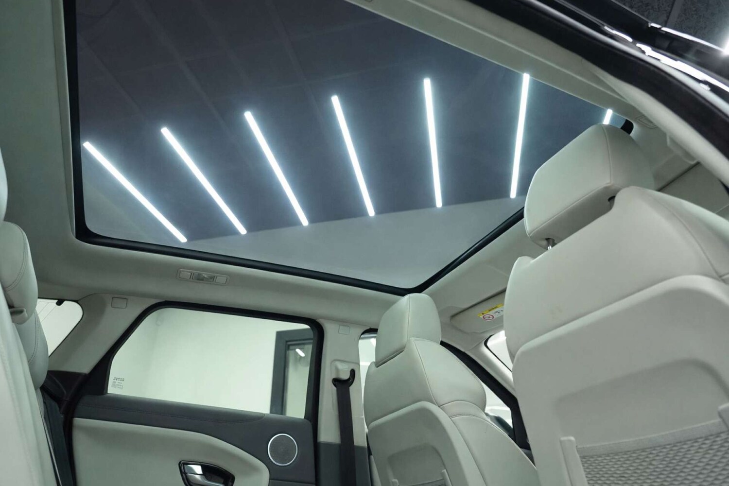 Used Land Rover Range Rover Evoque 2018 for sale - 77115852: Photo 34