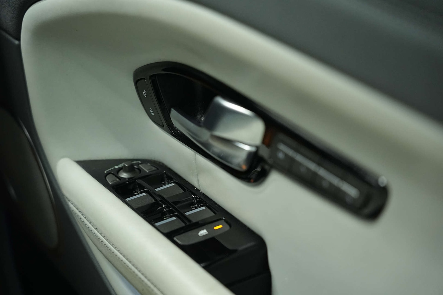 Used Land Rover Range Rover Evoque 2018 for sale - 77115852: Photo 67