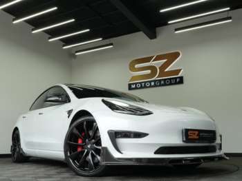 2019 (69) - (Dual Motor) Long Range Auto 4WDE 4dr