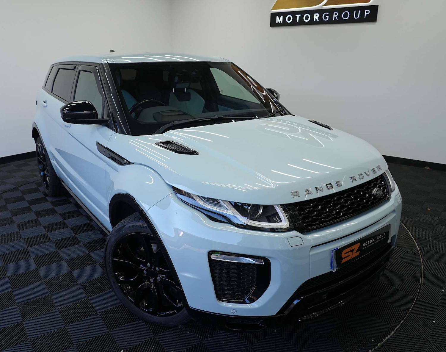 Used Land Rover Range Rover Evoque 2017 for sale - 77160640: Photo 12