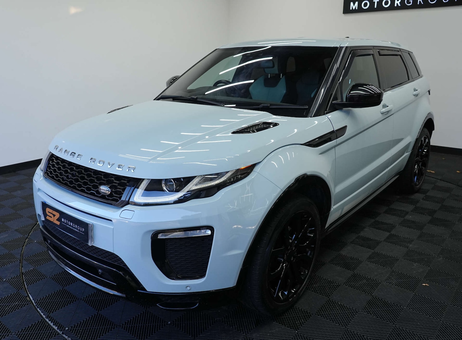 Used Land Rover Range Rover Evoque 2017 for sale - 77160640: Photo 14