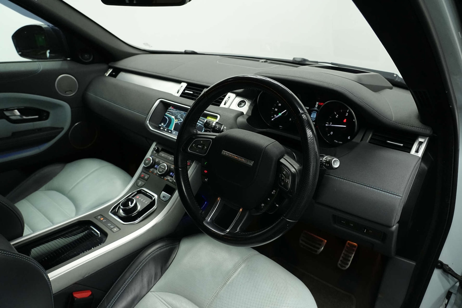 Used Land Rover Range Rover Evoque 2017 for sale - 77160640: Photo 32