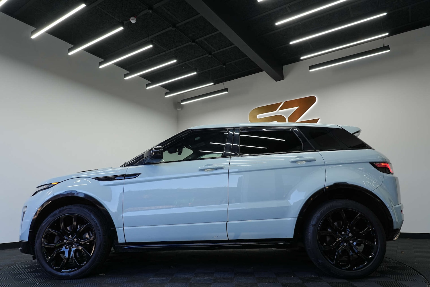 Used Land Rover Range Rover Evoque 2017 for sale - 77160640: Photo 40
