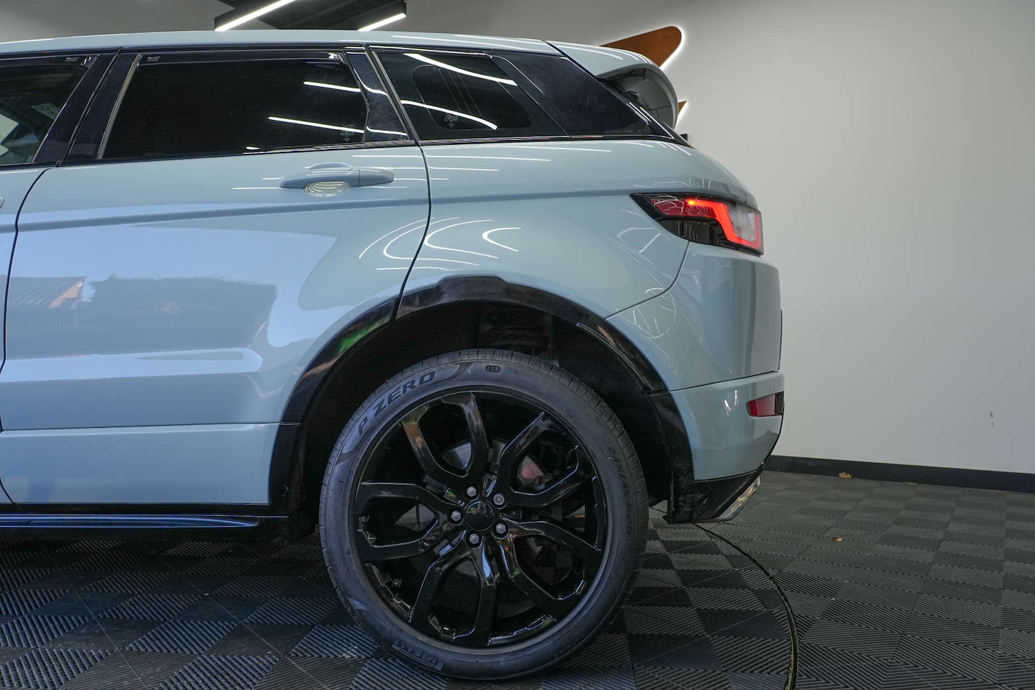 Used Land Rover Range Rover Evoque 2017 for sale - 77160640: Photo 47