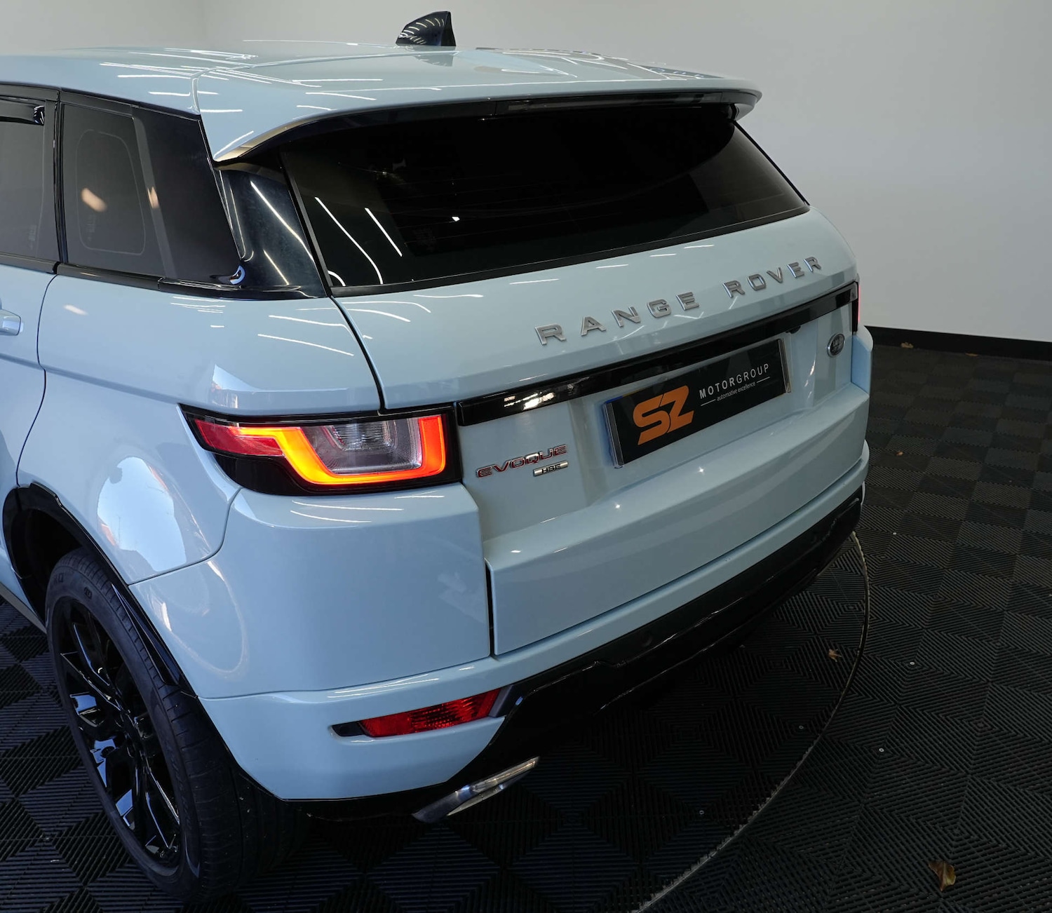 Used Land Rover Range Rover Evoque 2017 for sale - 77160640: Photo 51