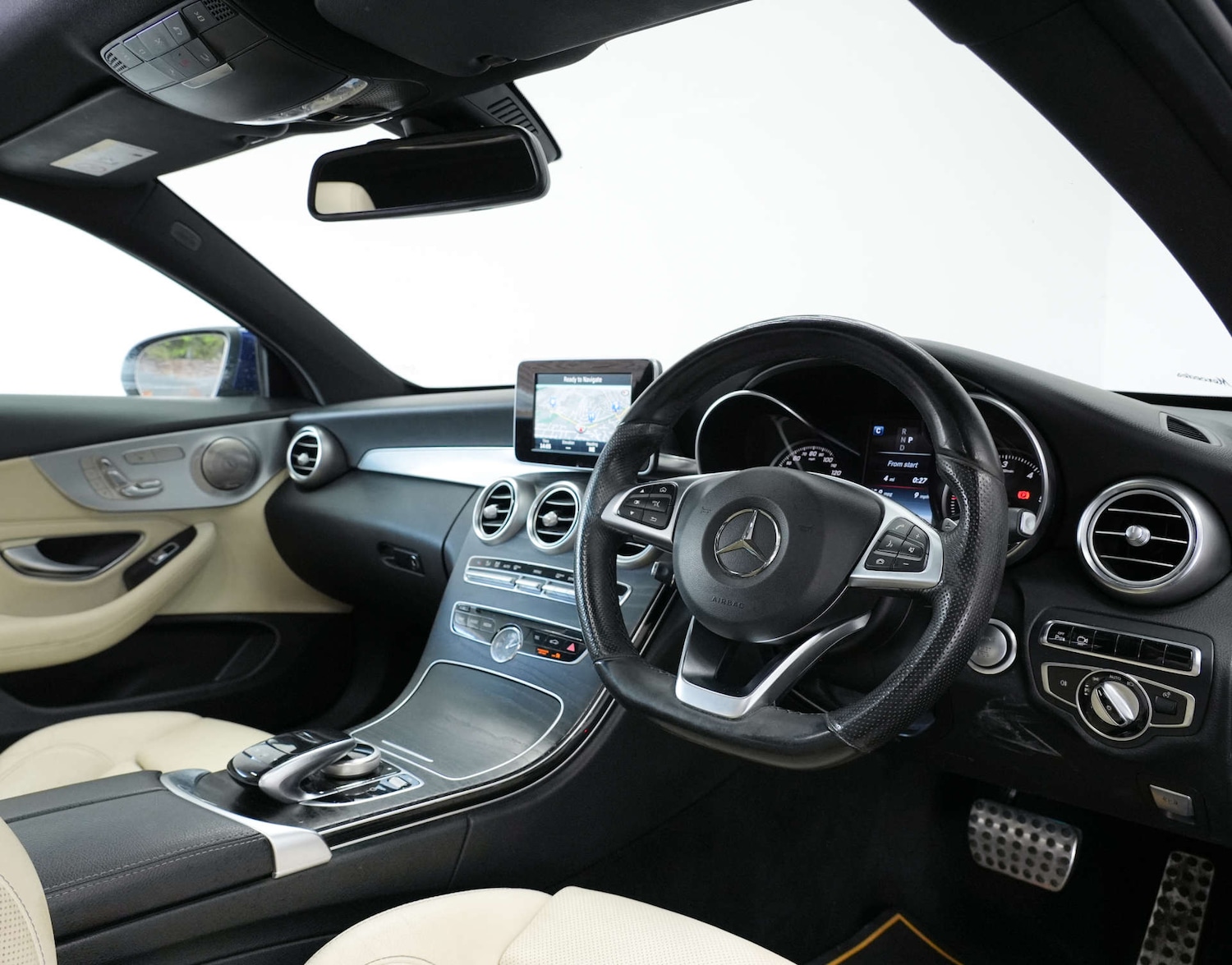 Used Mercedes-Benz C Class 2016 for sale - 78213105: Photo 4