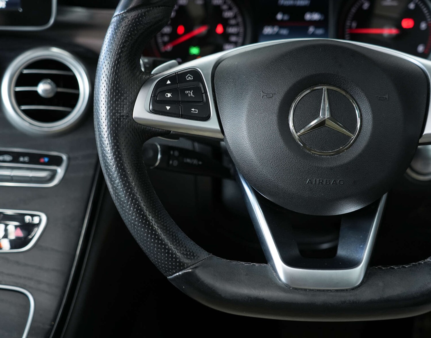 Used Mercedes-Benz C Class 2016 for sale - 78213105: Photo 55