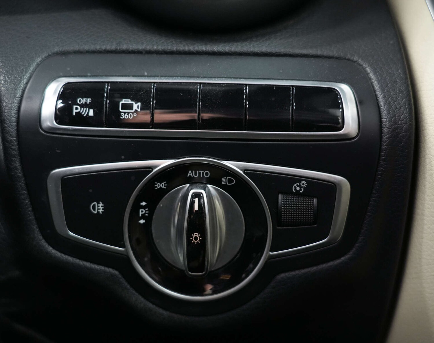 Used Mercedes-Benz C Class 2016 for sale - 78213105: Photo 76