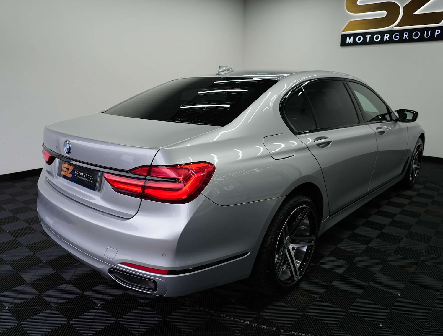Used BMW 7 Series 2017 for sale - 77917760: Photo 11