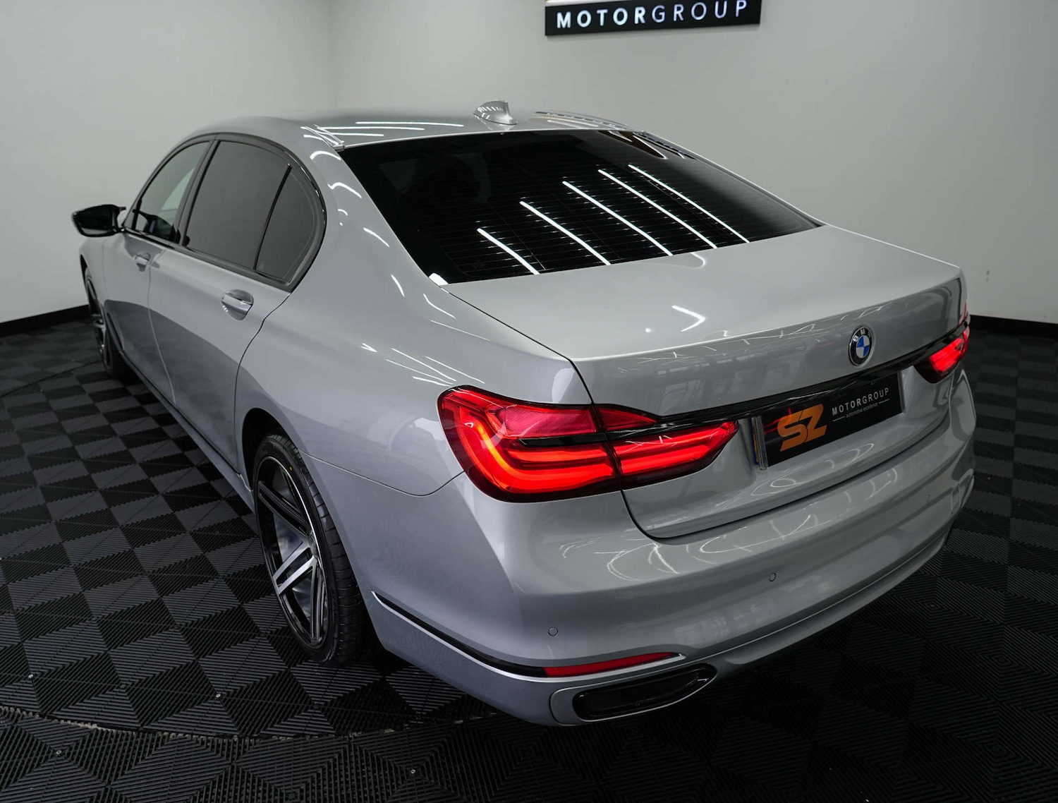 Used BMW 7 Series 2017 for sale - 77917760: Photo 13
