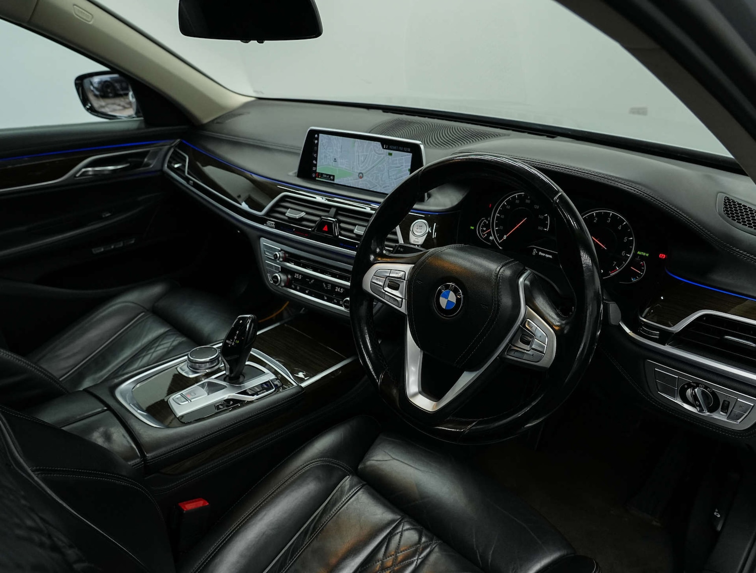 Used BMW 7 Series 2017 for sale - 77917760: Photo 3